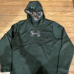 Under Armour hoodie, Green with camo detail
